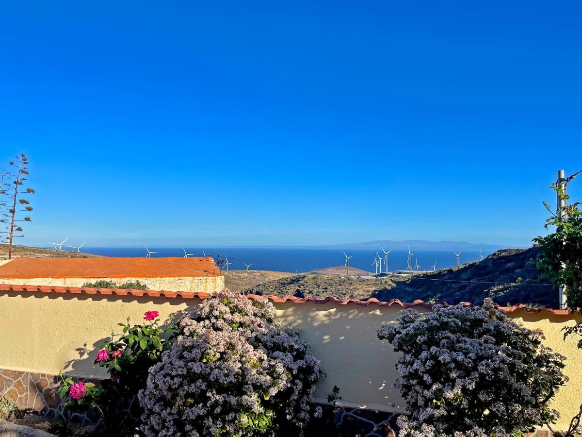 Villa Exquisite Rural House With Garden, Pool And Sea Views Arico Viejo Exterior foto