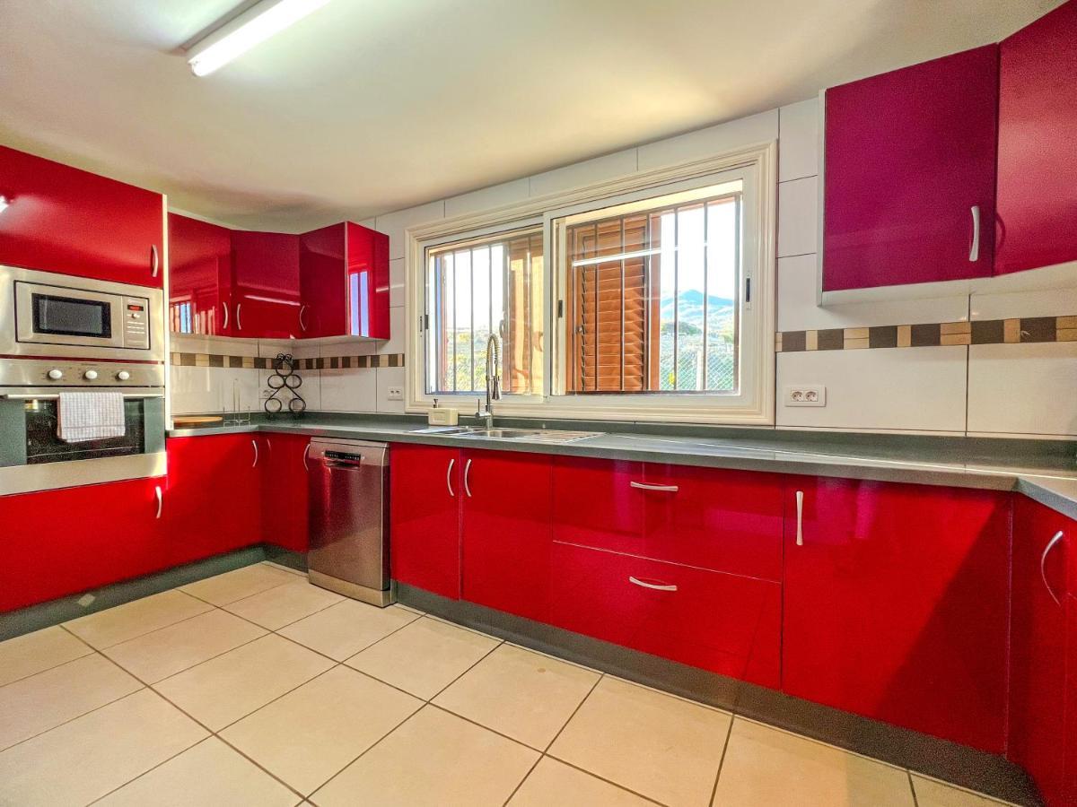 Villa Exquisite Rural House With Garden, Pool And Sea Views Arico Viejo Exterior foto