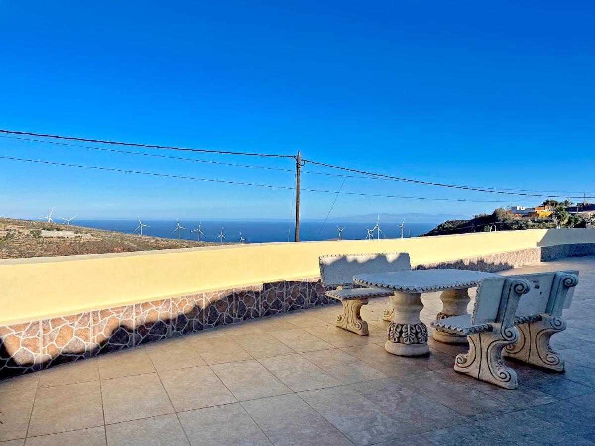 Villa Exquisite Rural House With Garden, Pool And Sea Views Arico Viejo Exterior foto
